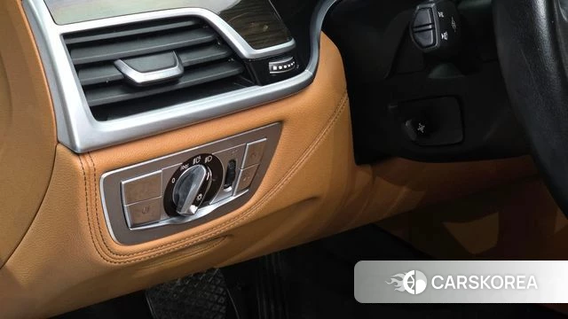 BMW 7 Series (G11) id 3866937 из Кореи 7