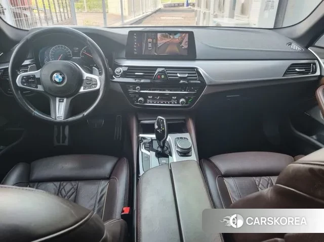 BMW 5 Series (G30) id 2970961 из Кореи 7