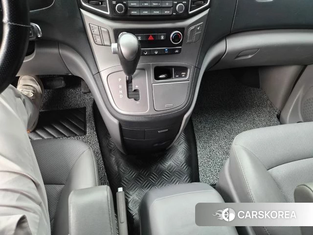 Hyundai The New Grand Starex id 3889379 из Кореи 7