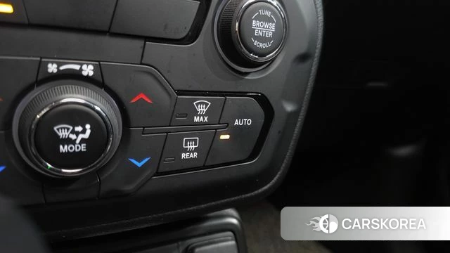 Jeep Renegade id 4572891 из Кореи 7