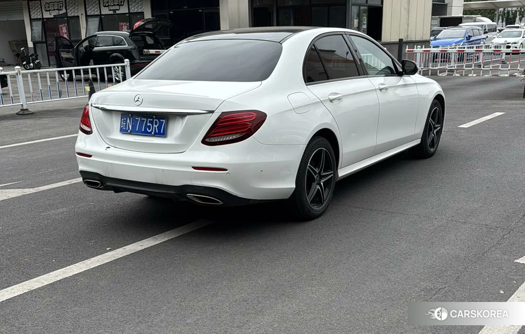 Mercedes-Benz E-class (imported) id 4453045 из Китая 7