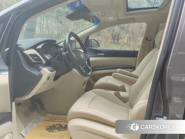 Buick GL8 id 3901823 из Китая 7