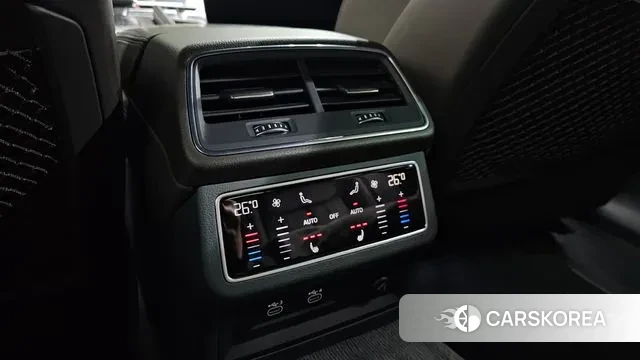 Audi A7 (4K) id 3765495 из Кореи 7