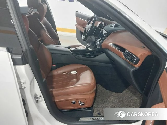 Maserati Levante id 4529146 из Кореи 7