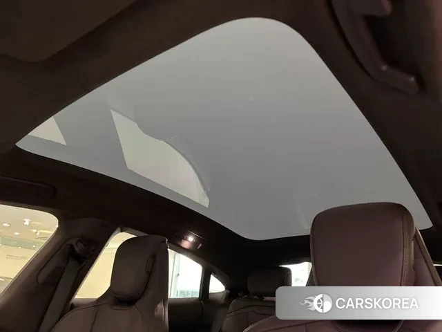 Porsche Taycan id 3775994 из Кореи 7