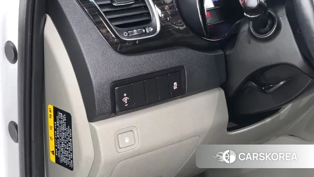 Kia The New Carnival id 3582818 из Кореи 7