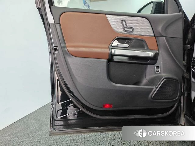 Mercedes-Benz GLB id 4209752 из Китая 7