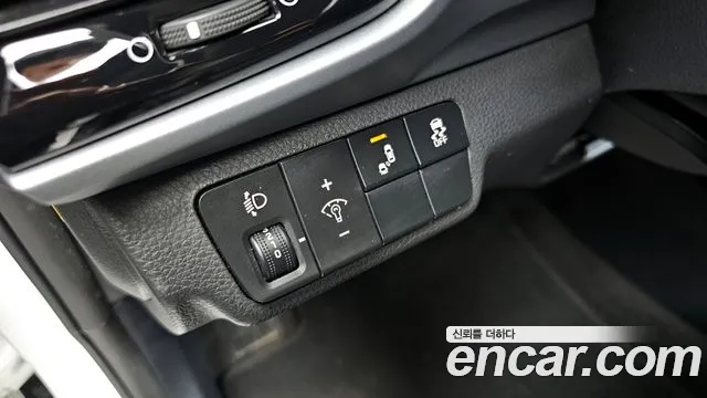 Kia Stonic id 2405110 из Кореи 7