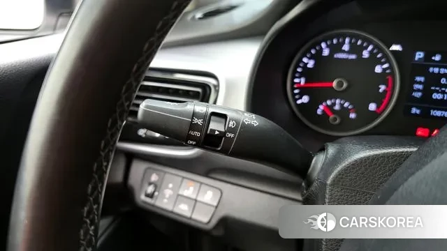 Kia Stonic id 3612763 из Кореи 7