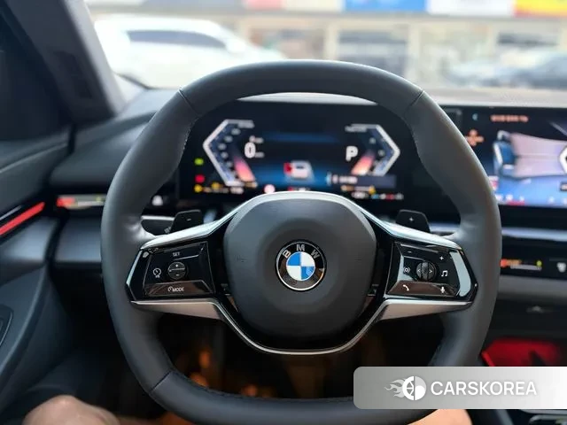 BMW 5 Series (G60) id 3063004 из Кореи 7