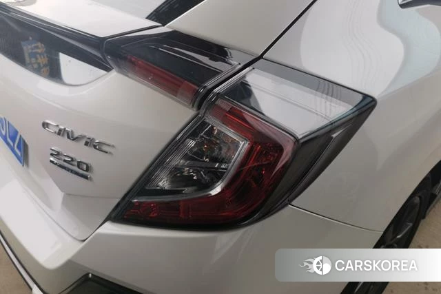 Honda Civic id 4273360 из Китая 7