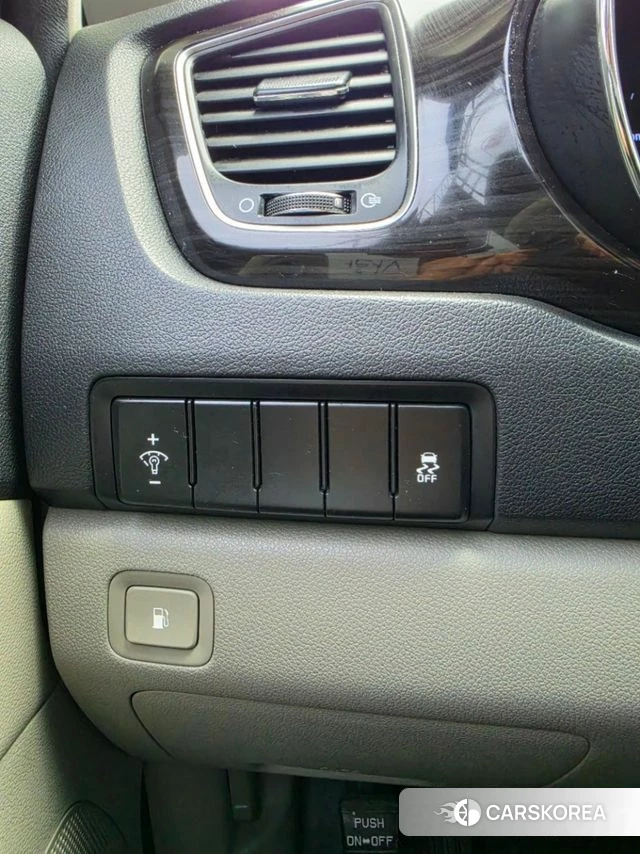 Kia The New Carnival id 3936386 из Кореи 7