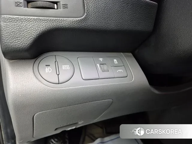 Hyundai The New Grand Starex id 3737333 из Кореи 7