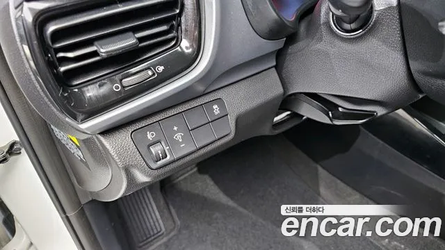 Kia Stonic id 2449757 из Кореи 7