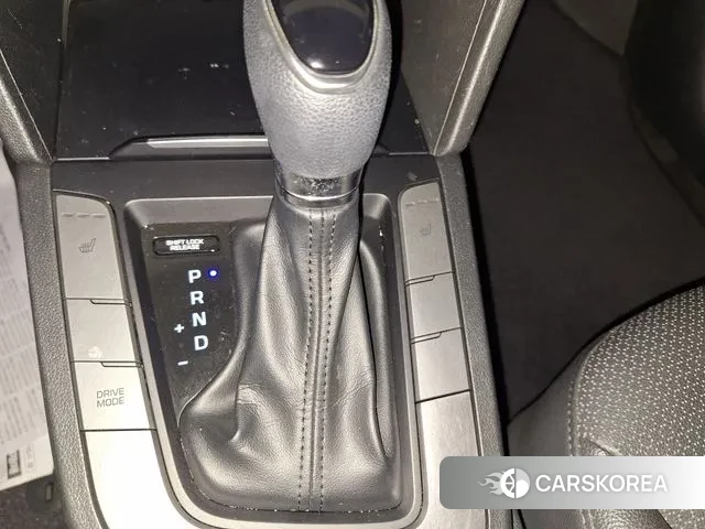 Hyundai Avante AD id 3480375 из Кореи 7