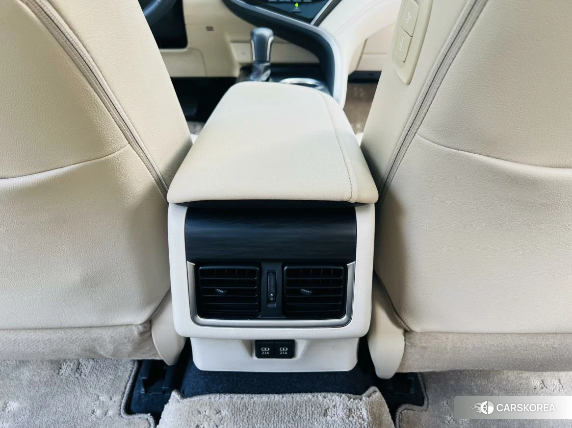 Toyota Camry id 4479542 из Китая 7