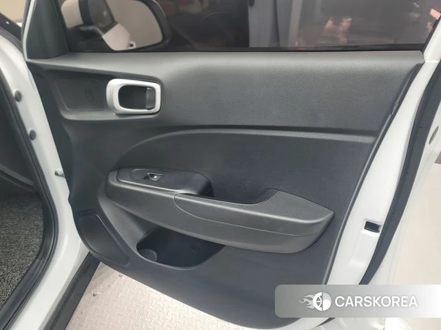 Hyundai Venue id 3873041 из Кореи 7