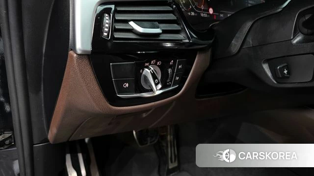 BMW 6 Series GT (G32) id 3910188 из Кореи 7