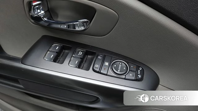 Kia All New Carnival id 4448174 из Кореи 7