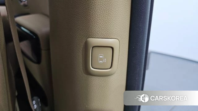 Kia The New Carnival id 4305131 из Кореи 7