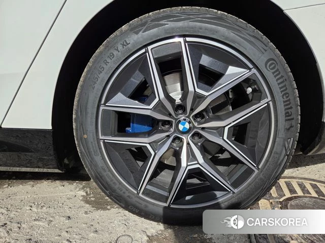 BMW i5 (G60) id 4177356 из Кореи 7