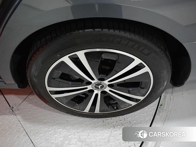 Mercedes-Benz E-Class W213 id 4567167 из Кореи 7