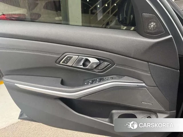 BMW 3 Series (G20) id 3622155 из Кореи 7