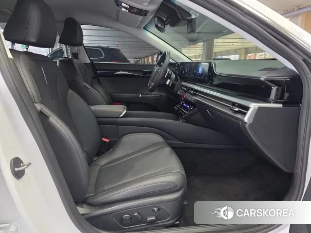 Hyundai Grandeur (GN7) id 3452497 из Кореи 7