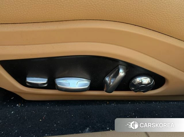 Porsche Panamera (971) id 4497037 из Кореи 7