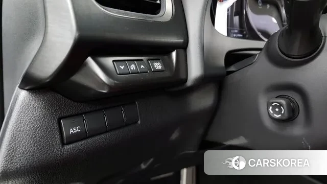 Lexus UX250h id 3524683 из Кореи 7