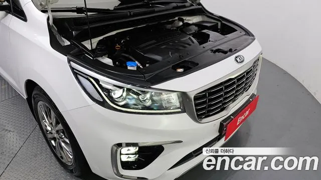 Kia The New Carnival id 2568809 из Кореи 7