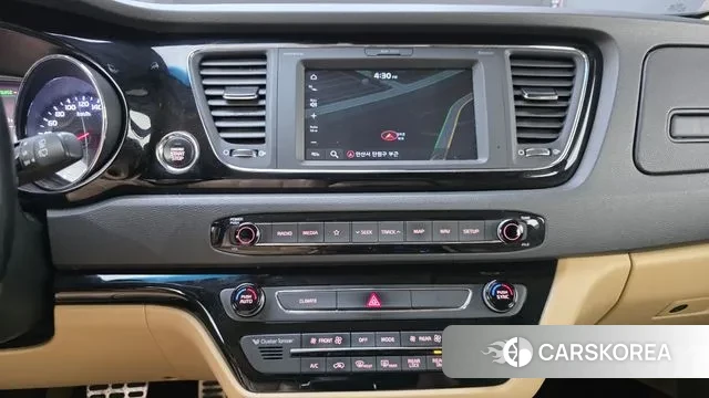 Kia The New Carnival id 3380482 из Кореи 7