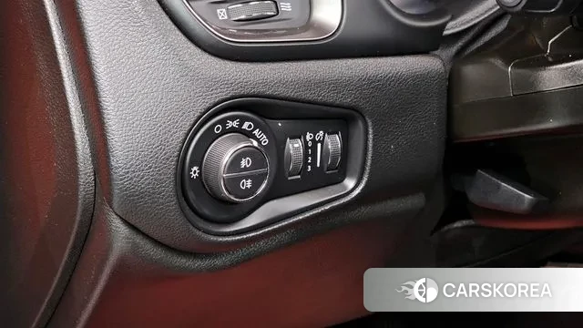 Jeep Renegade id 3009124 из Кореи 7