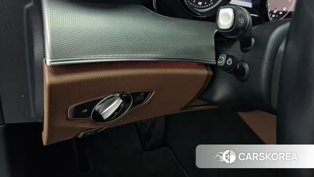 Mercedes-Benz E-Class W213 id 3336208 из Кореи 7