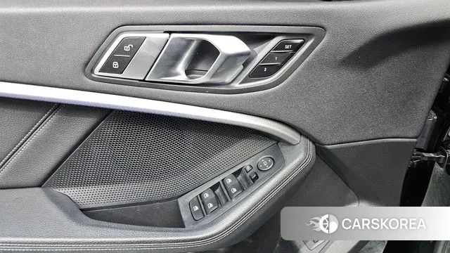 BMW 1 Series (F40) id 3503330 из Кореи 7