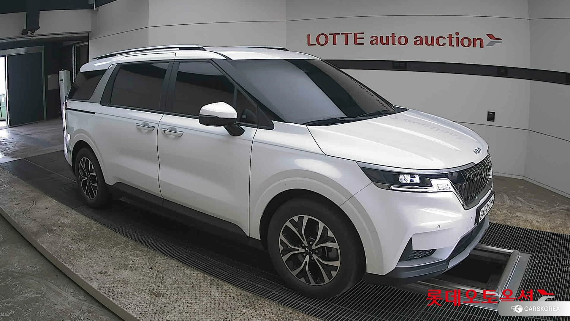 Kia Carnival id 3869412 из Кореи 7