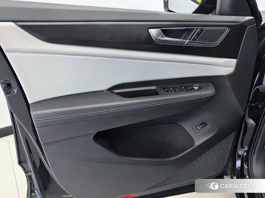 Volkswagen Touareg id 4600657 из Китая 7