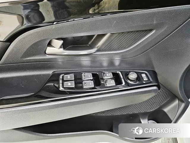 Ssangyong Beautiful Korando id 3514838 из Кореи 7