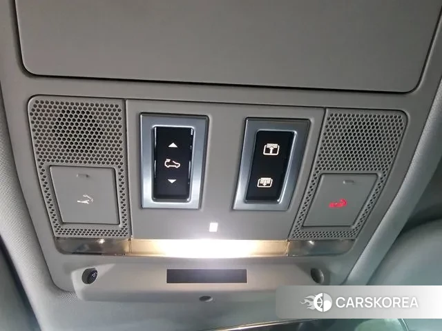 Land Rover Defender (L663) id 3573386 из Кореи 7