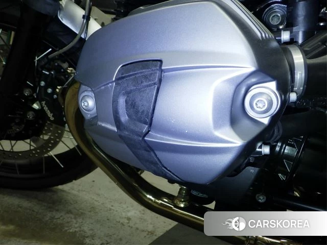 Проданный BMW R NINE T SCRAMBLER id 4191179 из Японии, фото 7