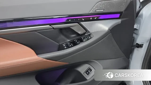 BMW 5 Series (G60) id 3757780 из Кореи 7