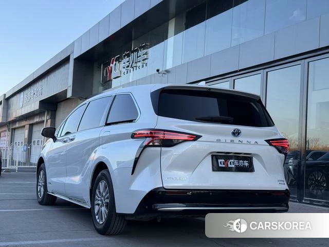 Toyota Saina id 4276007 из Китая 7