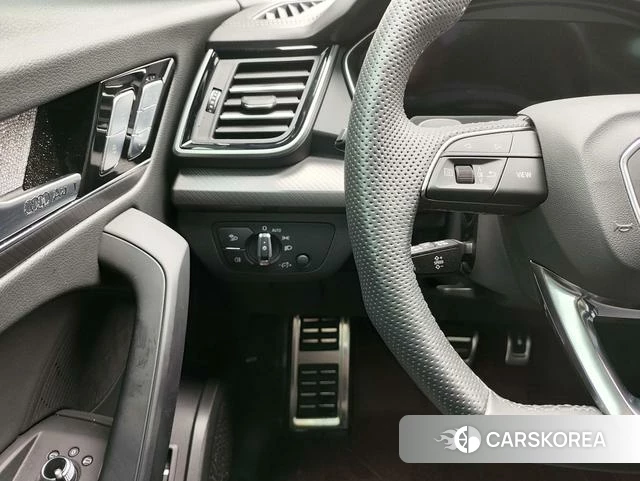 Audi Q5L id 4238615 из Китая 7