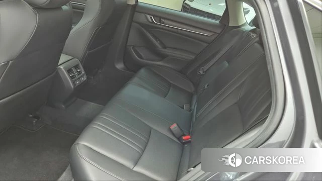 Honda Accord 10th Generation id 4302952 из Кореи 7