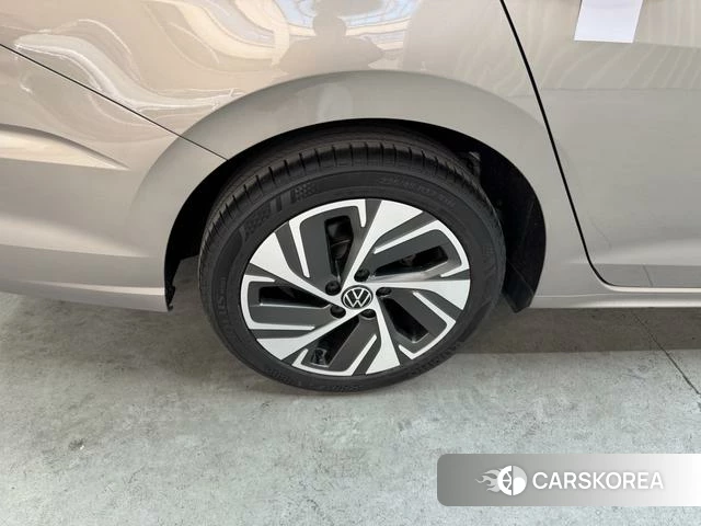 Volkswagen Bora id 4238964 из Китая 7