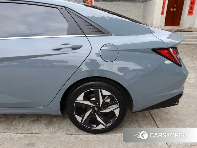 Hyundai Elantra id 4277413 из Китая 7