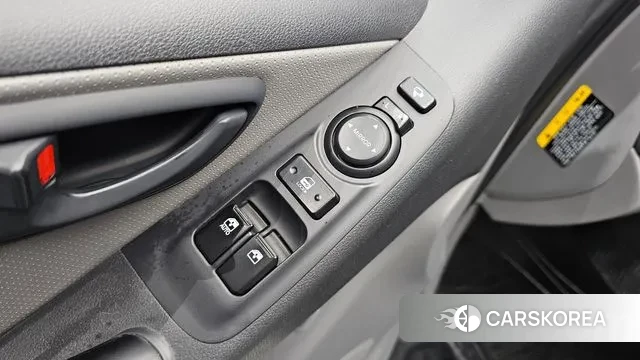 Hyundai The New Grand Starex id 2960731 из Кореи 7