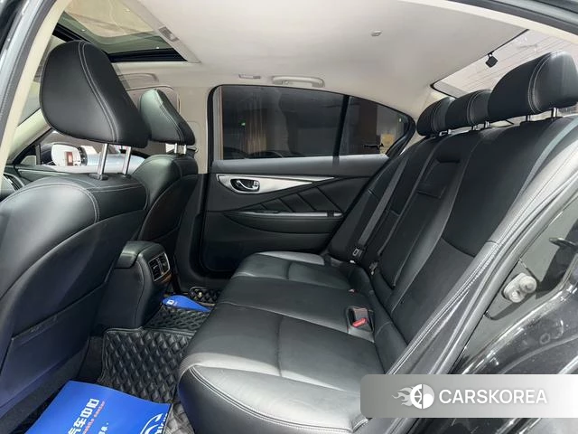 Infiniti Q50L id 4220881 из Китая 7