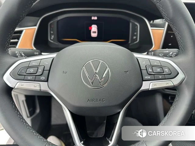 Volkswagen Bora id 4359419 из Китая 7