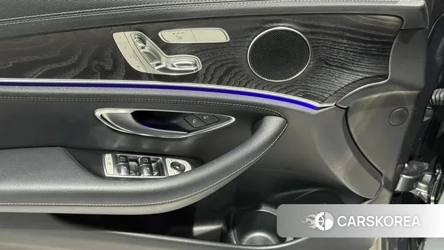 Mercedes-Benz E-Class W213 id 3307173 из Кореи 7
